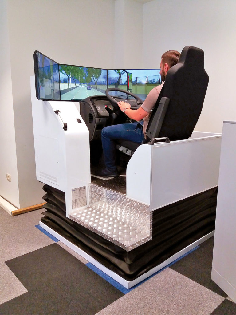 Центарот за обука на АМЕРИТ се опреми со модерен симулатор на камион