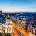 Дронови ќе надгледуваат дали се почитуваат мерките за Ковид-19 на гробишта во Мадрид за време на претстојниот празник