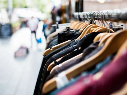 ВИДЕО: Седум факти за штетното влијание на модата врз планетата Земја