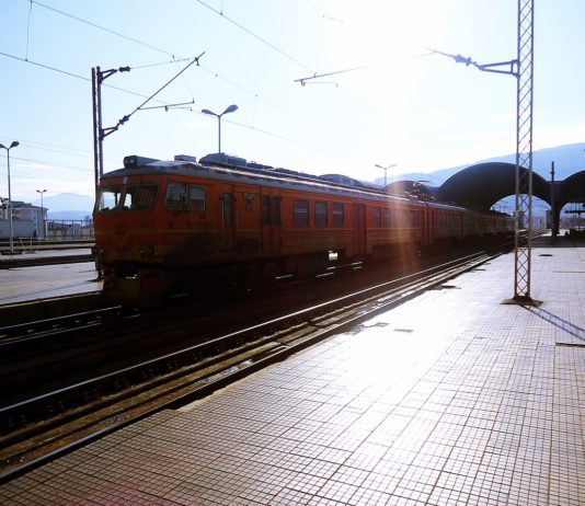 Од Зелениково до Скопје со градски воз за 25 минути!