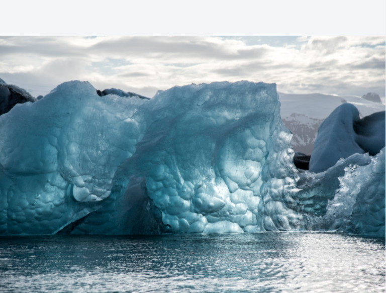 Хемикалии од кремите за сончање по прв пат пронајдени во мразот на Арктикот