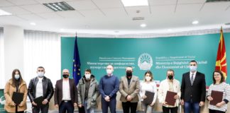 Доделени првите договори за мерката „Млад земјоделец“