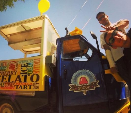 Кристијан и Стефан го создадоа SCOOP Artisan Gelato, уникатен македонски сладолед по рецепт од старите тефтери