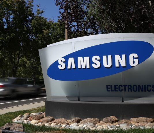 Samsung планира инвестиција од 310 милијарди долари во проширување на вештачката интелигенција
