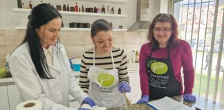 Достоинство и вера во себе преточена во новата козметичка палета производи во социјалното претпријатие од Велес