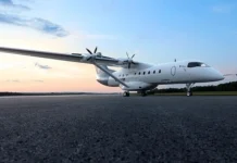 Најголемиот електричен авион во светот успешно го заврши својот прв лет